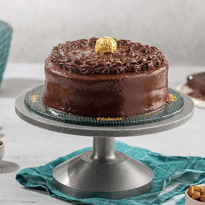 Premium Ferrero Rocher Cake - TCS SentimentsExpress