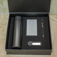 Smart Essentials Gift Set