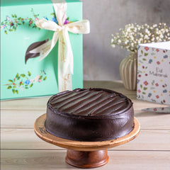 Chocolate Fudge Cake 2 LBS - TCS Sentiments Express