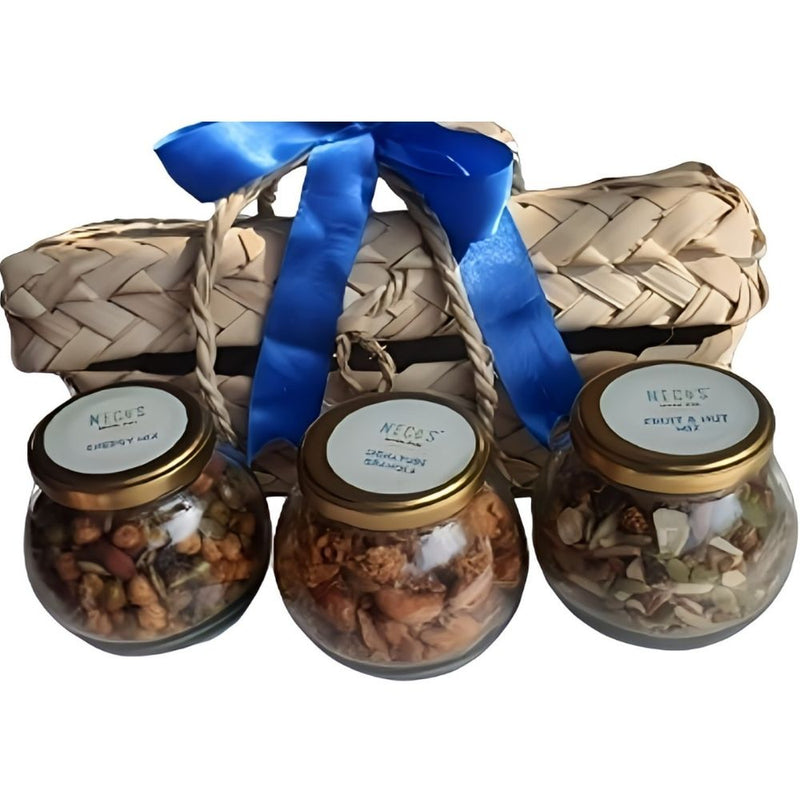 Granola Gift Basket Neco&