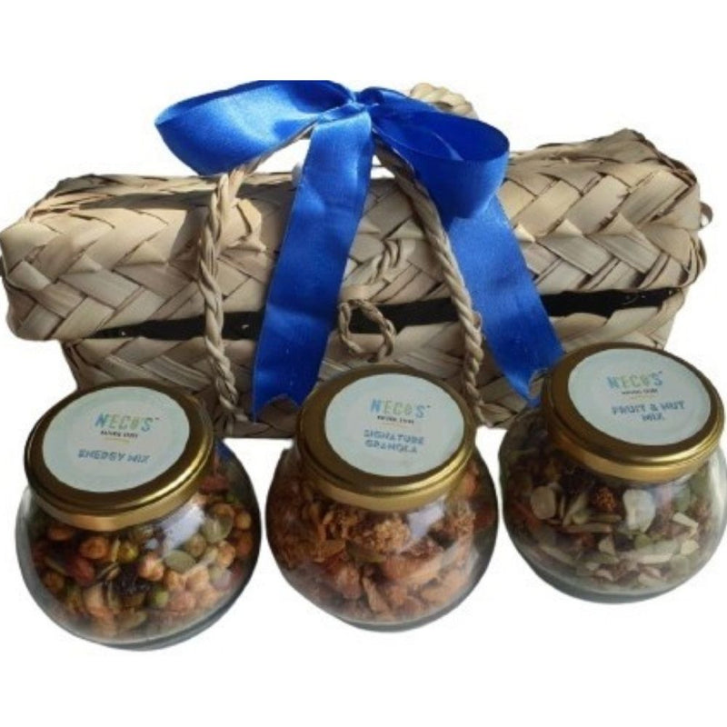 Granola Gift Basket Neco&