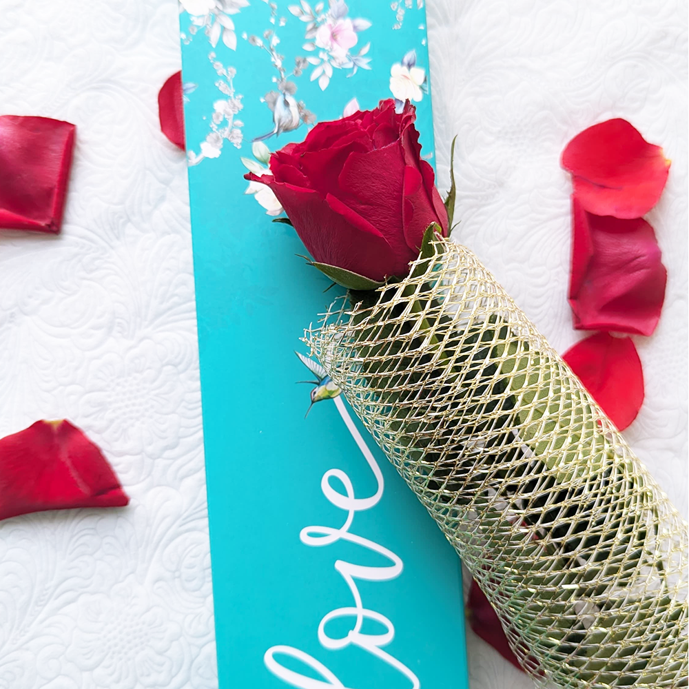 A Rose to Remember - TCS SentimentsExpress