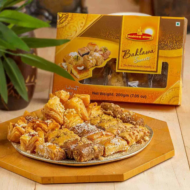 Timeless Treat: Baklawa Mix with Dream Bouquet