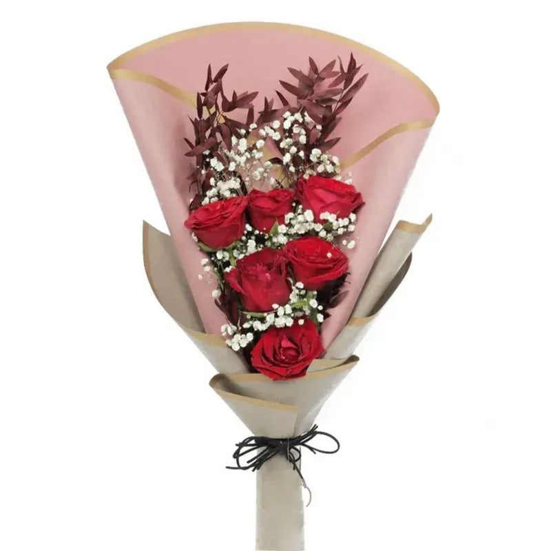 Bouquet of beautiful 6 red roses