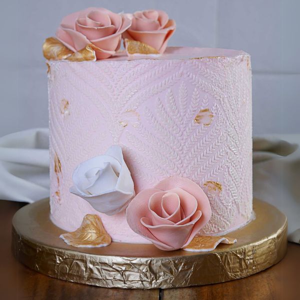 Fleur De luxe Cake 3.5 LBS