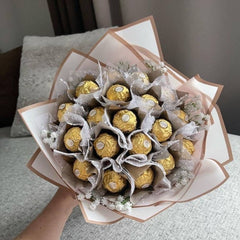 Golden Indulgence Ferrero Rocher Bouquet (15 Pieces) - TCS SentimentsExpress