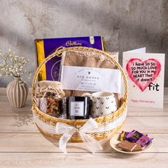 Love From Far Away Hamper - TCS Sentiments Express