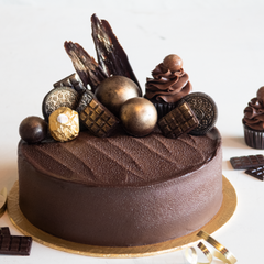 Mouth Watering Fudge Cake - 3 Lbs