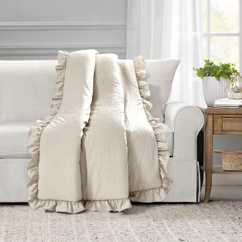 Ruffle - Throw Blanket