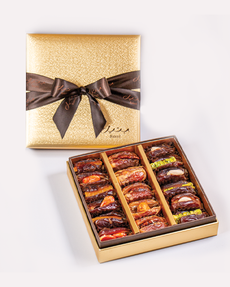 Cassandra Square Gift Box with Premium Dates by Bateel